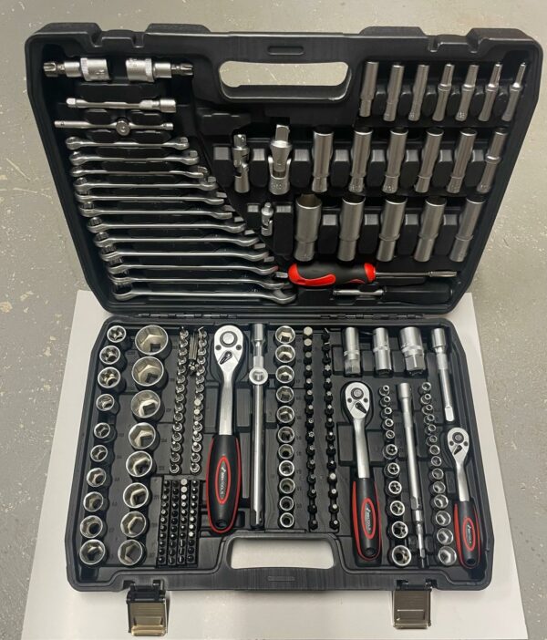 Malette à outils 215 pcs